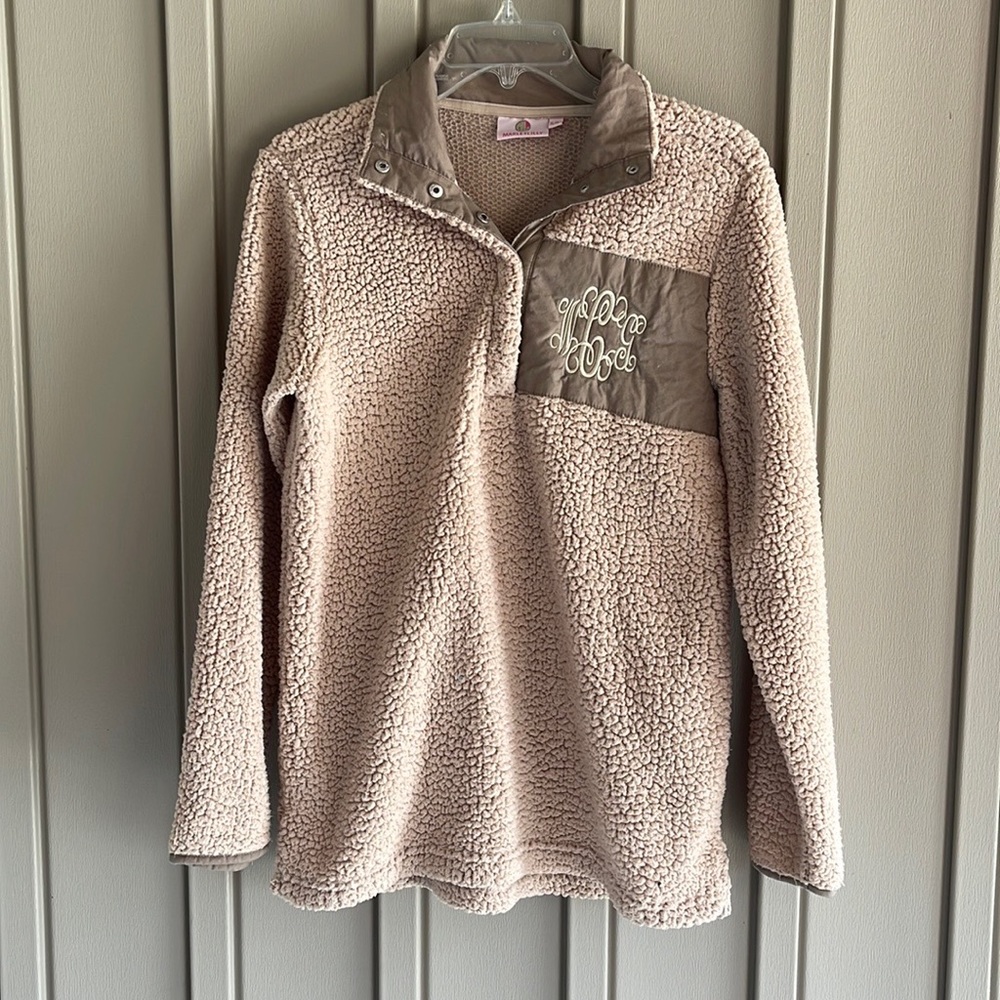 Marley Lily Monogrammed Sherpa Pullover wCg size Small/Medium